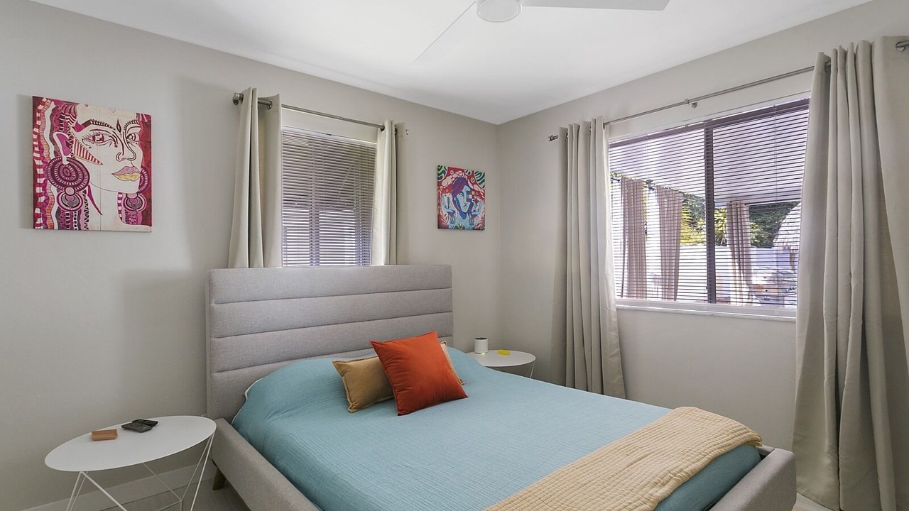 Photo of Bedroom in Coral Shores