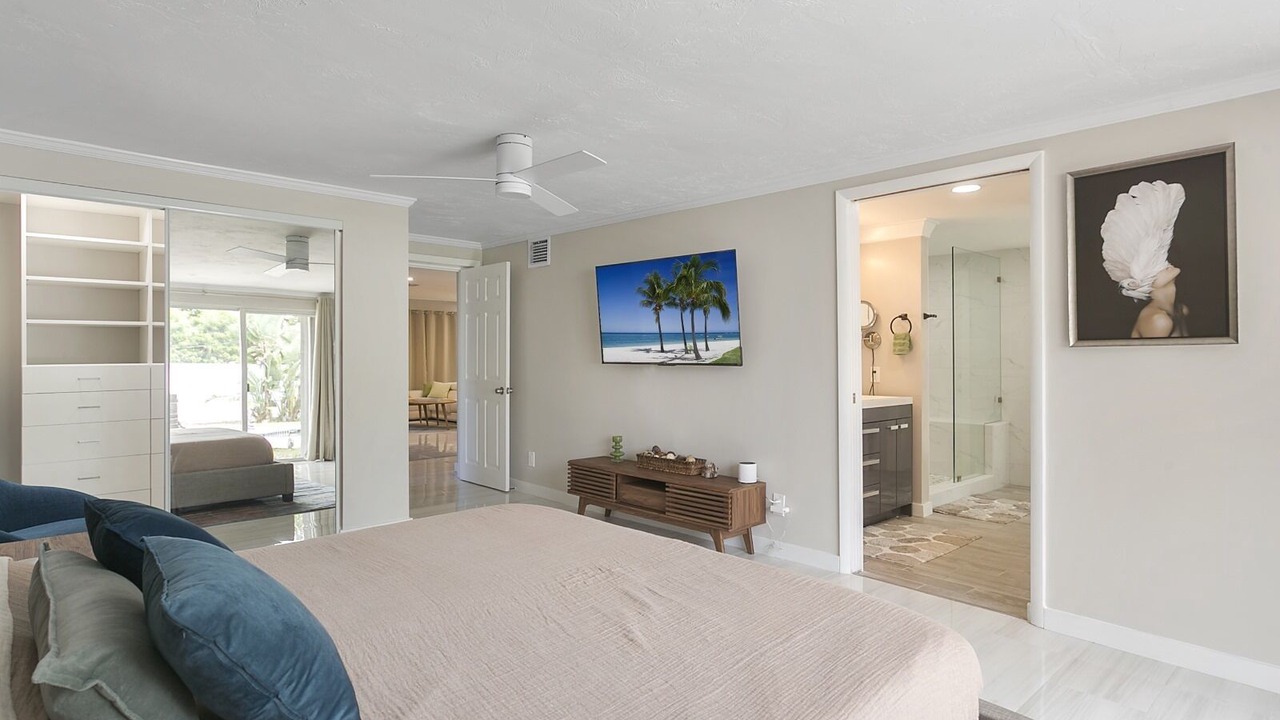 Photo of Others in Coral Shores