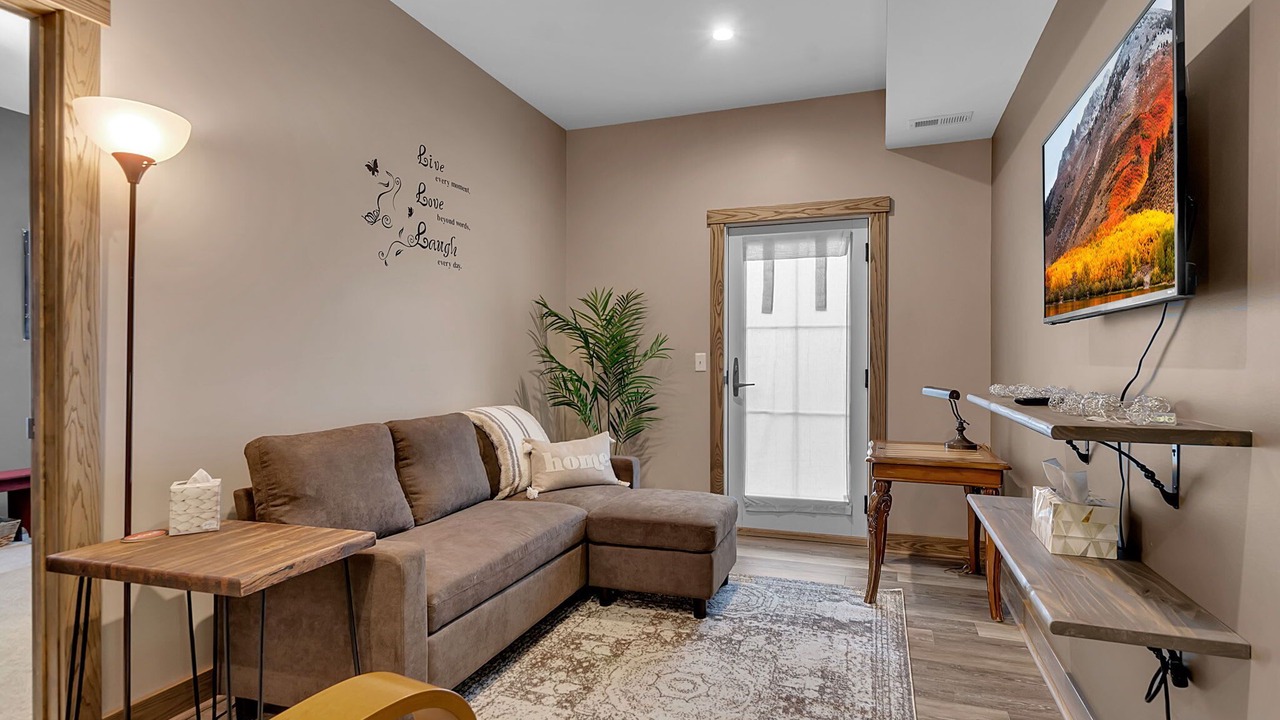 Photo of Livingroom in Ellicottville