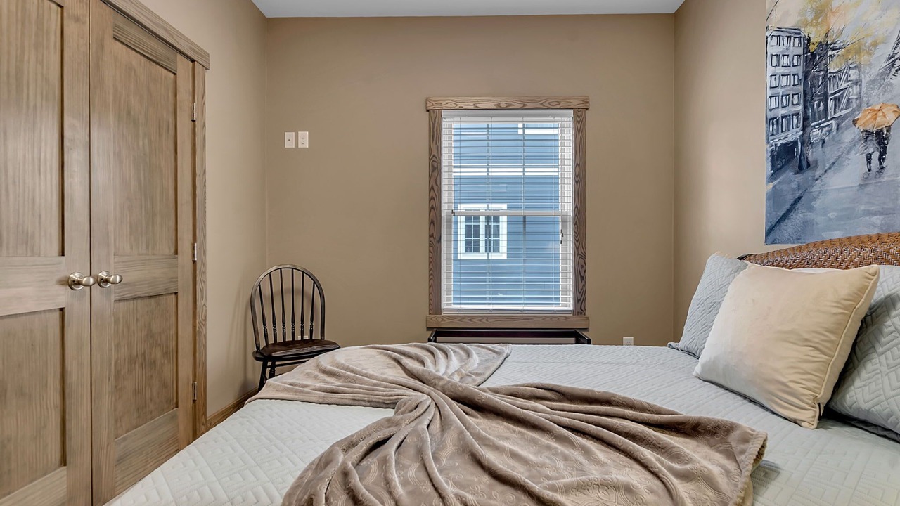 Photo of Bedroom in Ellicottville