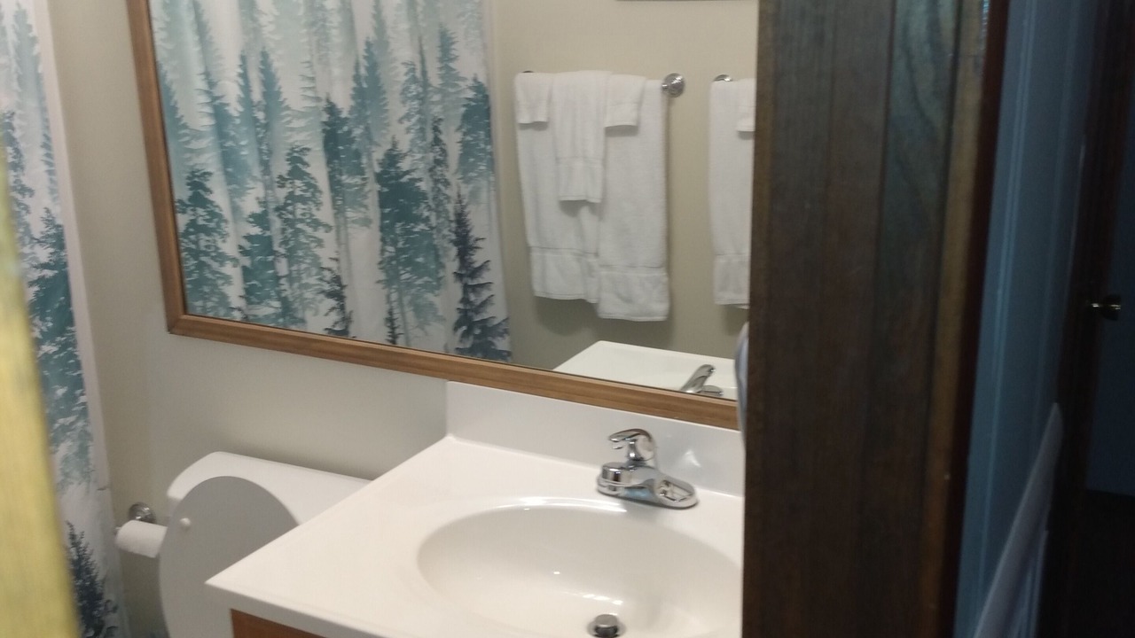 Photo of Bathroom in Edray