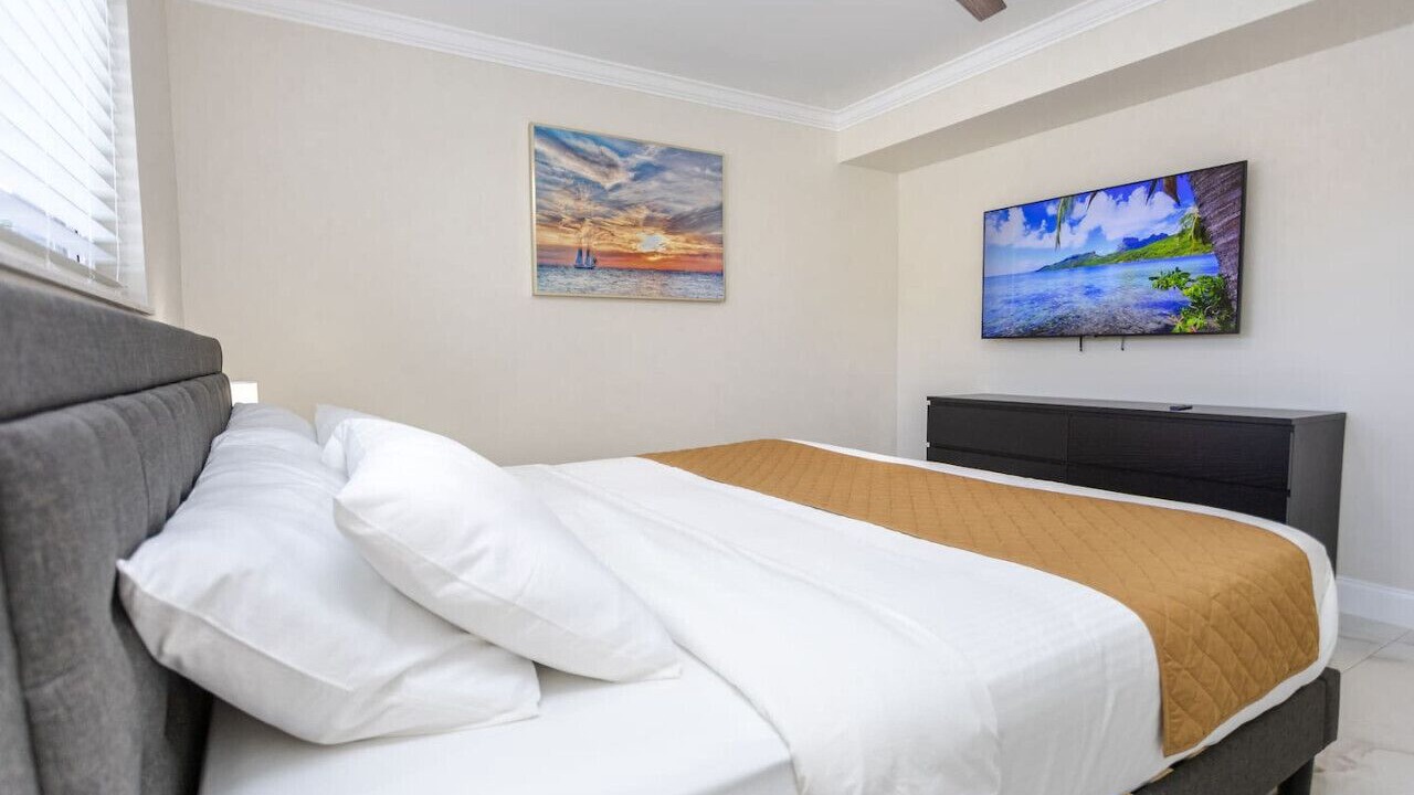 Photo of Bedroom in Hollywood Hills