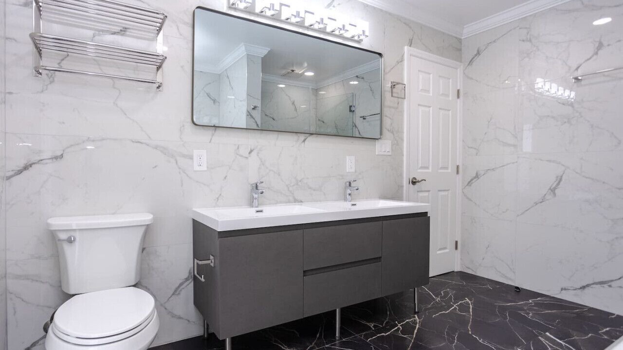Photo of Bathroom in Hollywood Hills