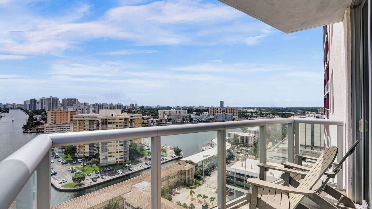 Photo of Outdoor in Hallandale Beach