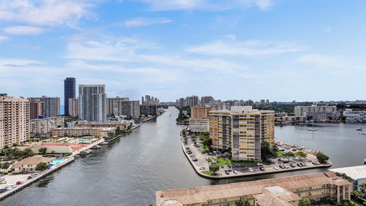 Photo of Outdoor in Hallandale Beach