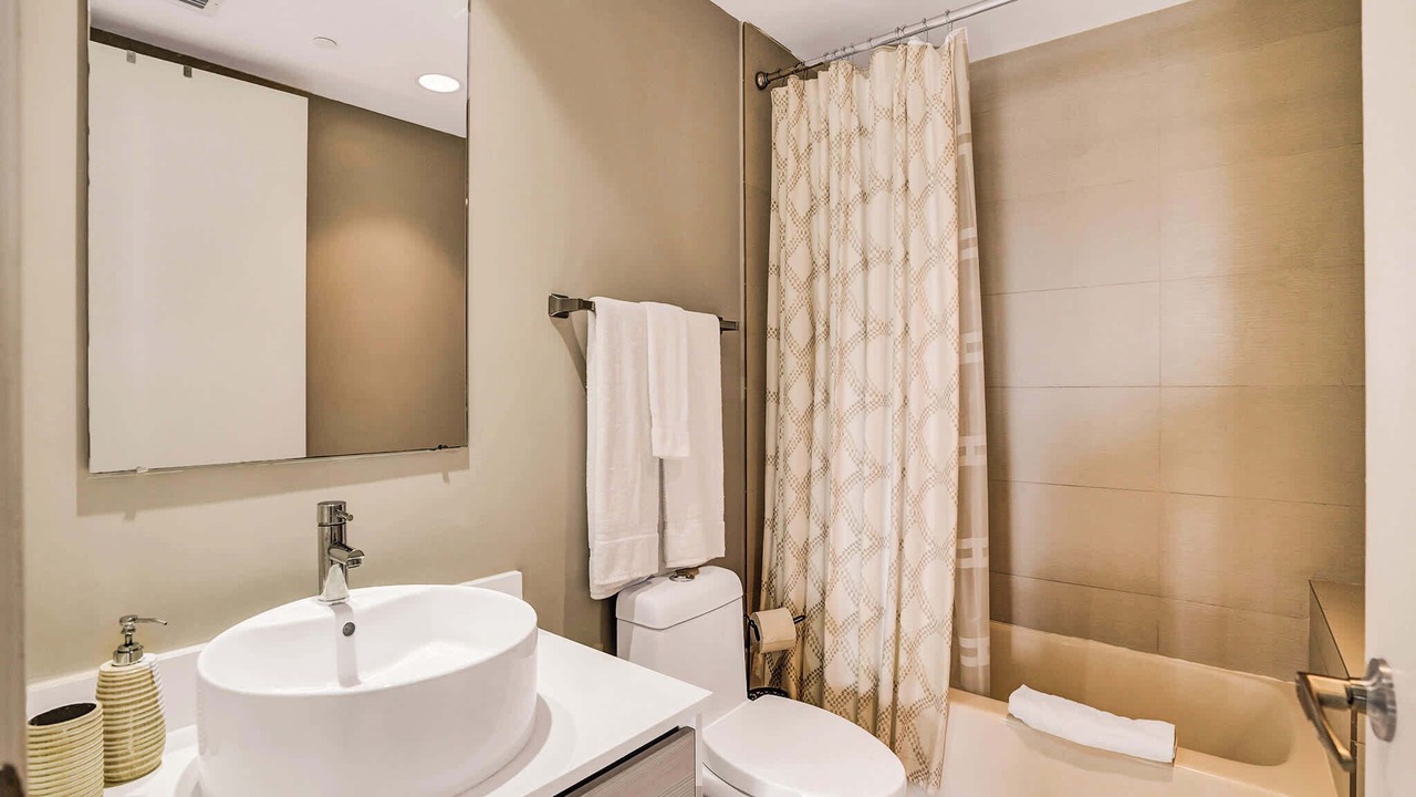 Photo of Bathroom in Hallandale Beach