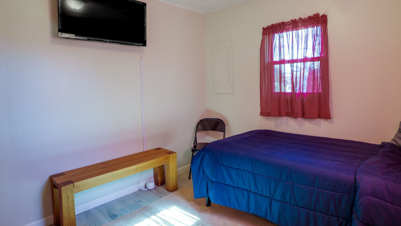 Photo of Bedroom in Rock Point
