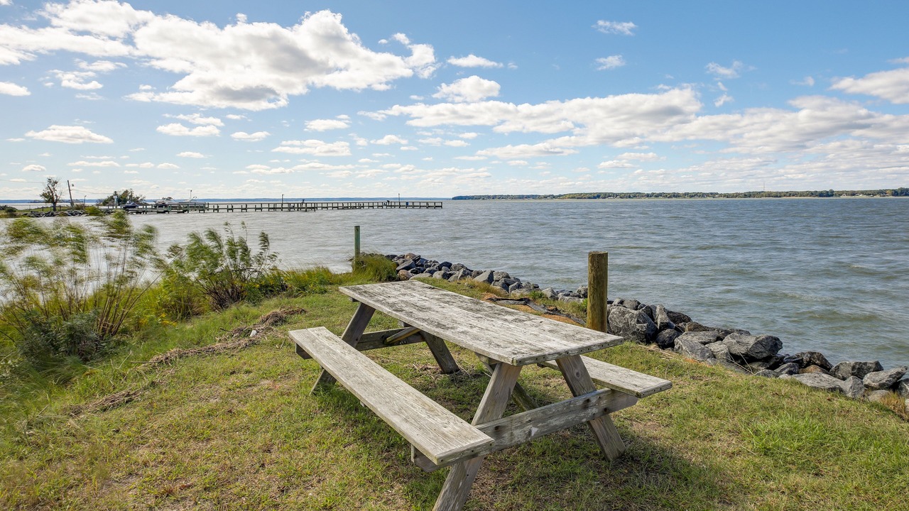 Photo of Outdoor in Rock Point