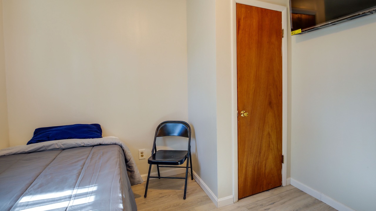 Photo of Bedroom in Rock Point
