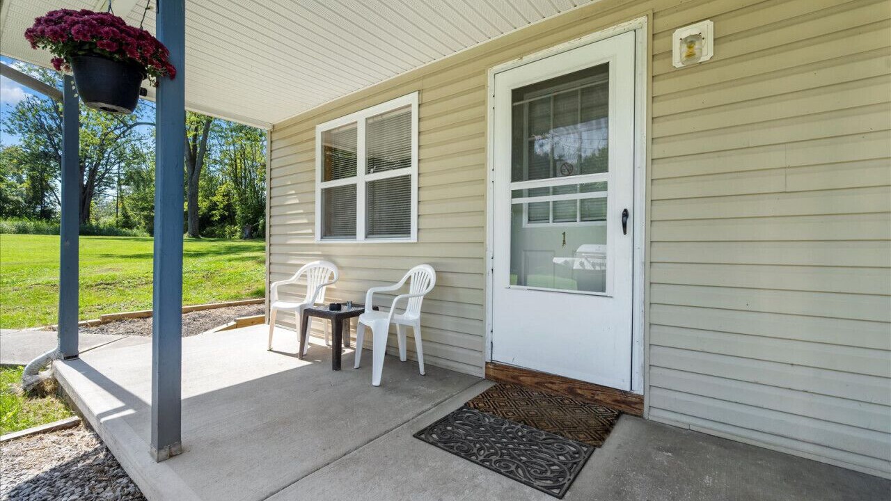 Photo of Patio Balcony in Durhamville