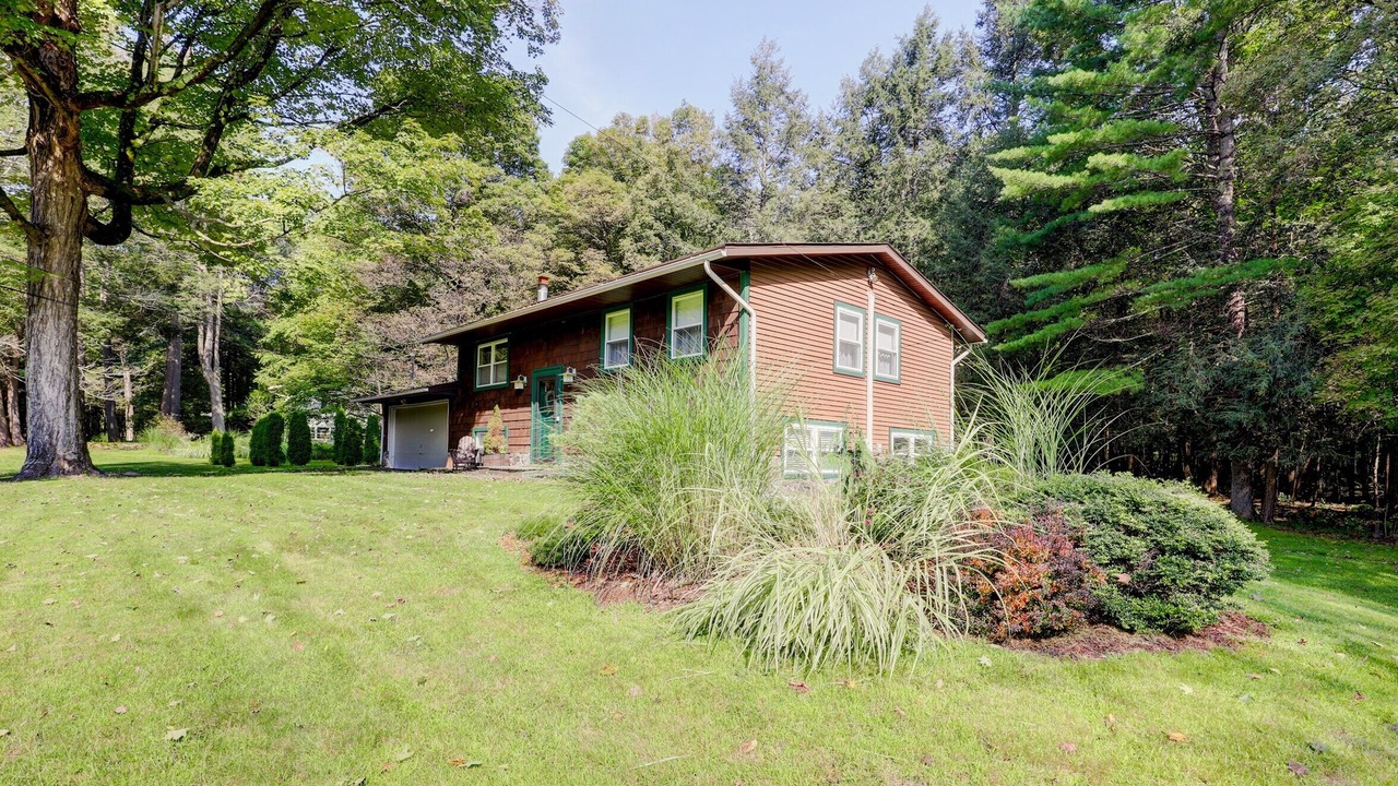 Photo of Outdoor in Woodstock