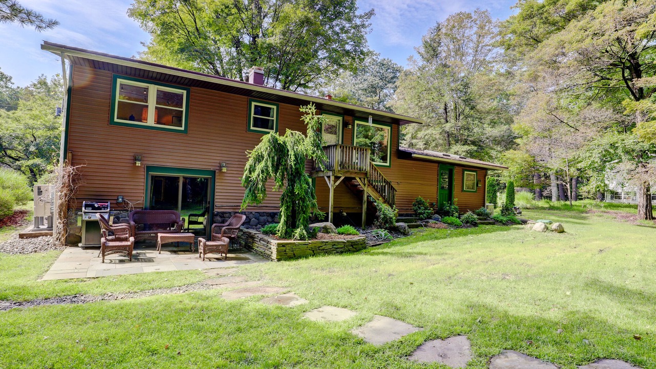 Photo of Outdoor in Woodstock