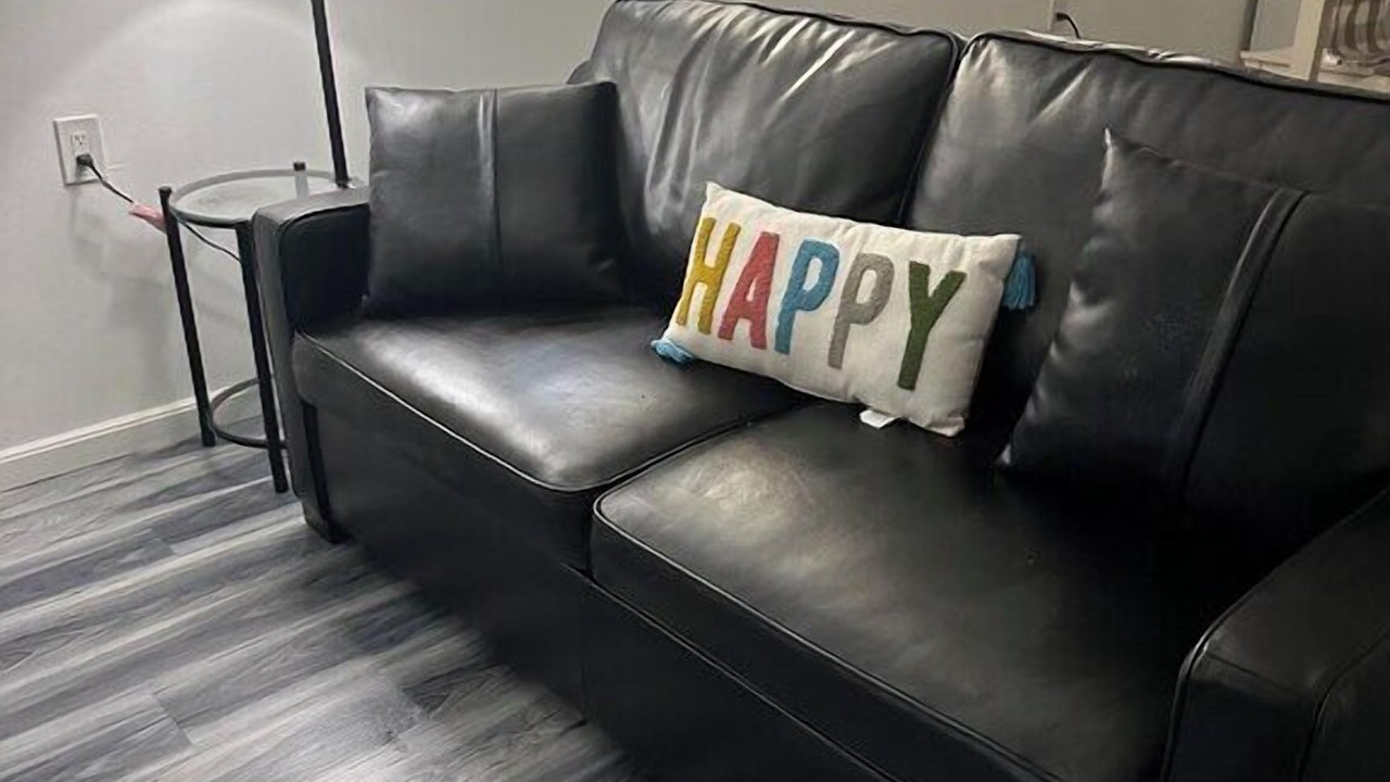 Photo of Livingroom in The Heights