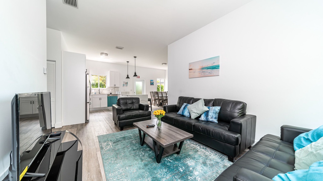 Photo of Livingroom in Hallandale Beach