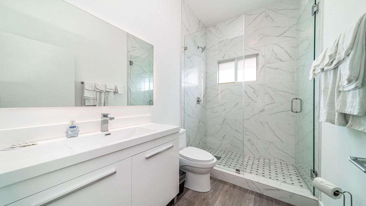 Photo of Bathroom in Hallandale Beach