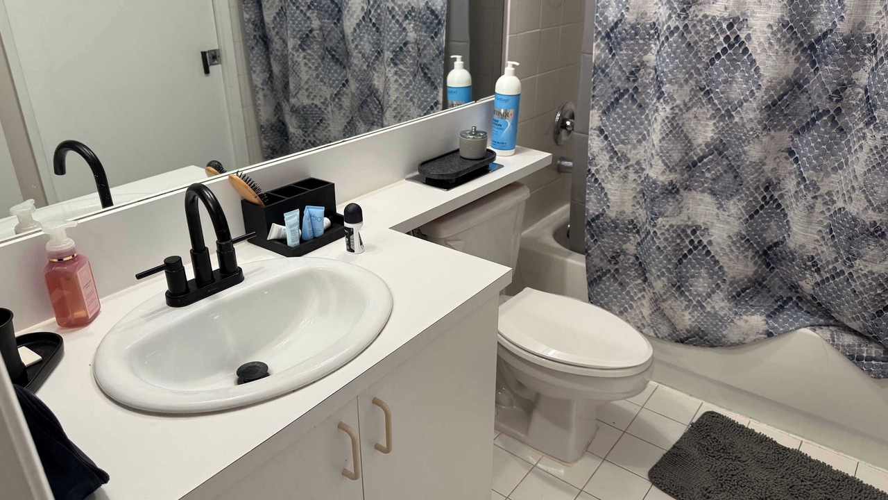 Photo of Bathroom in Aventura