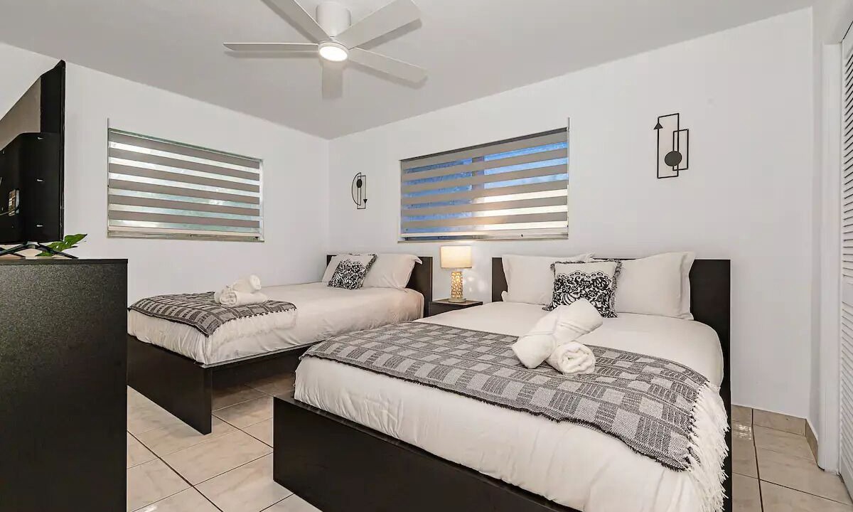 Photo of Bedroom in Hallandale Beach