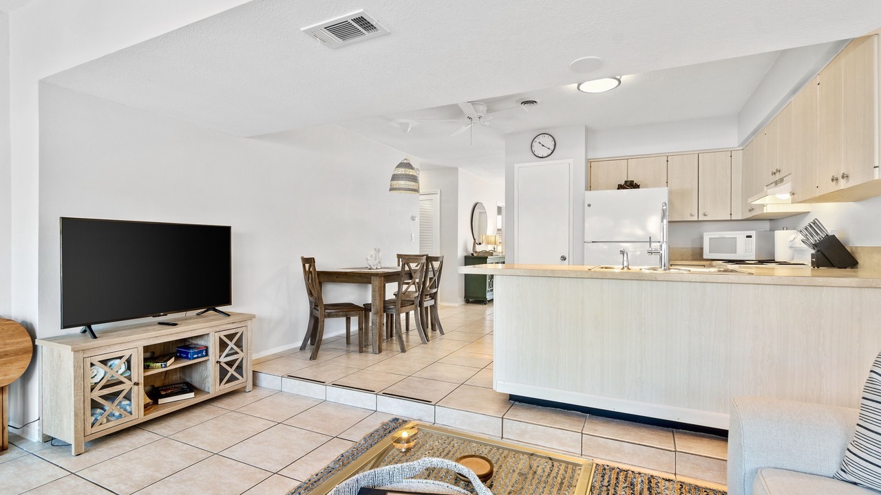 Photo of Livingroom in South New River Isles