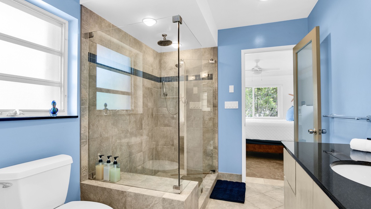 Photo of Bathroom in Coral Ridge