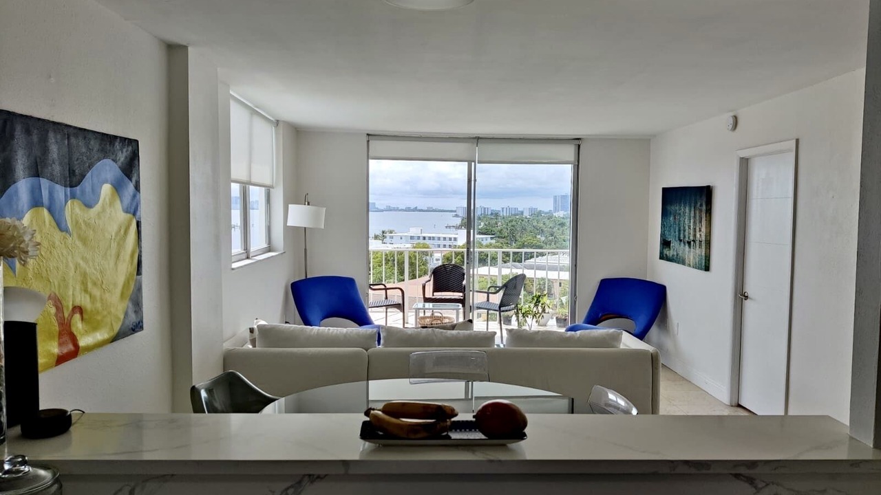 Photo of Livingroom in North Beach