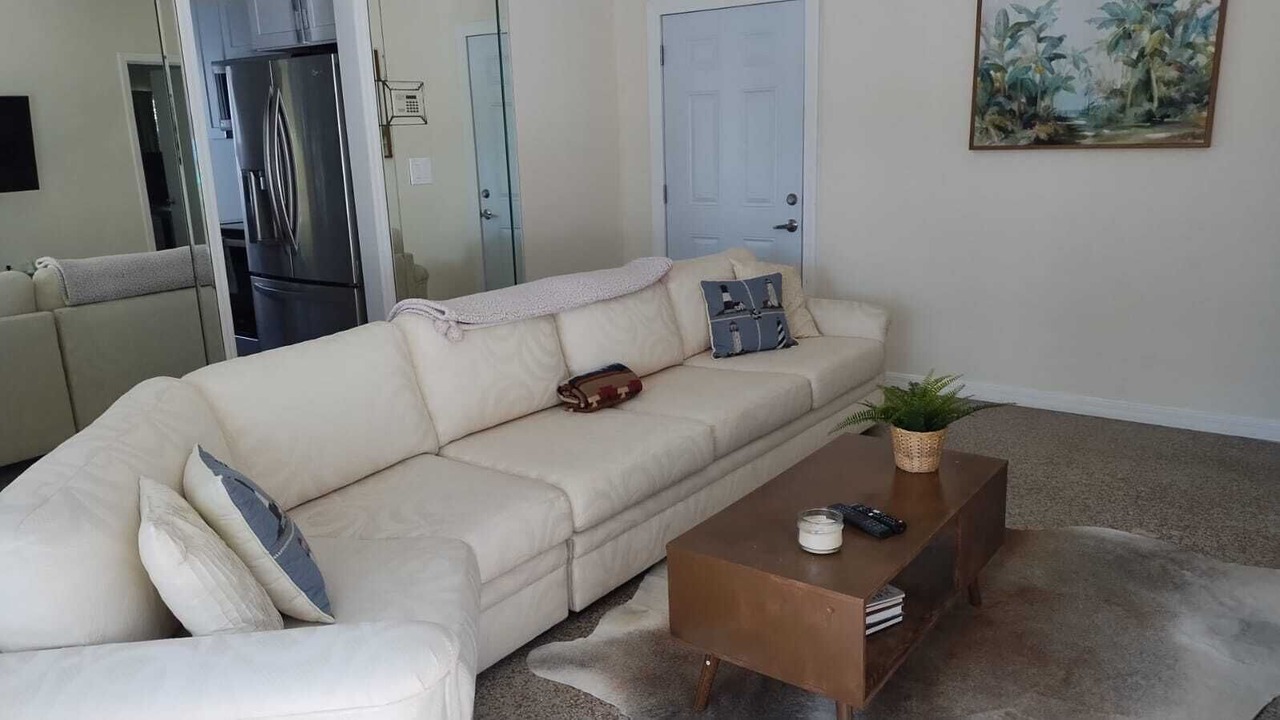 Photo of Livingroom in Deerfield Beach