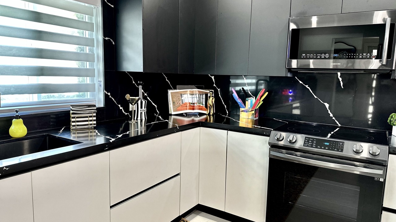 Photo of Kitchen in Harbour Inlet