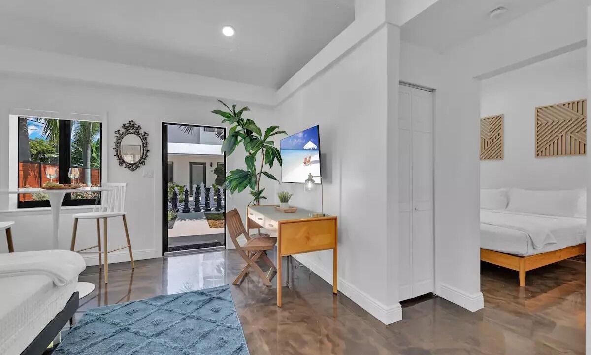 Photo of Bedroom in Flagler Village