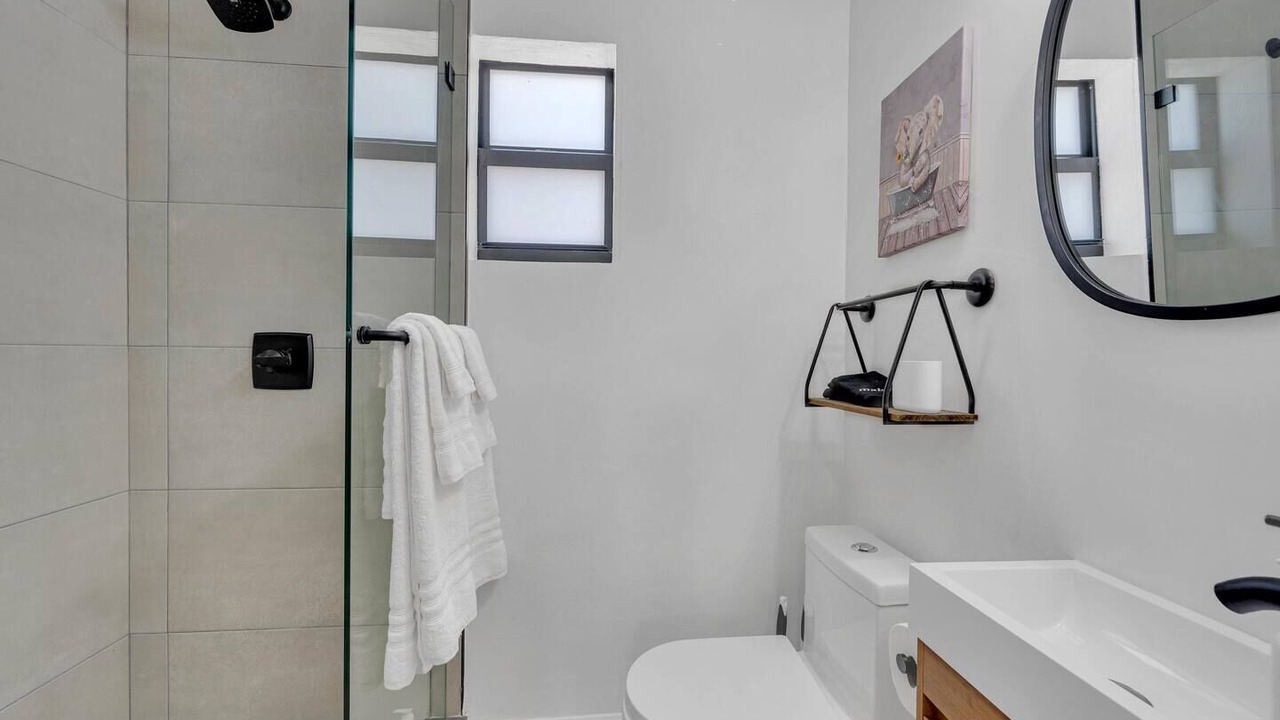 Photo of Bathroom in Flagler Village