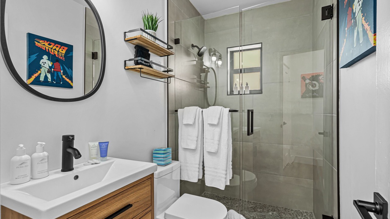Photo of Bathroom in Flagler Village