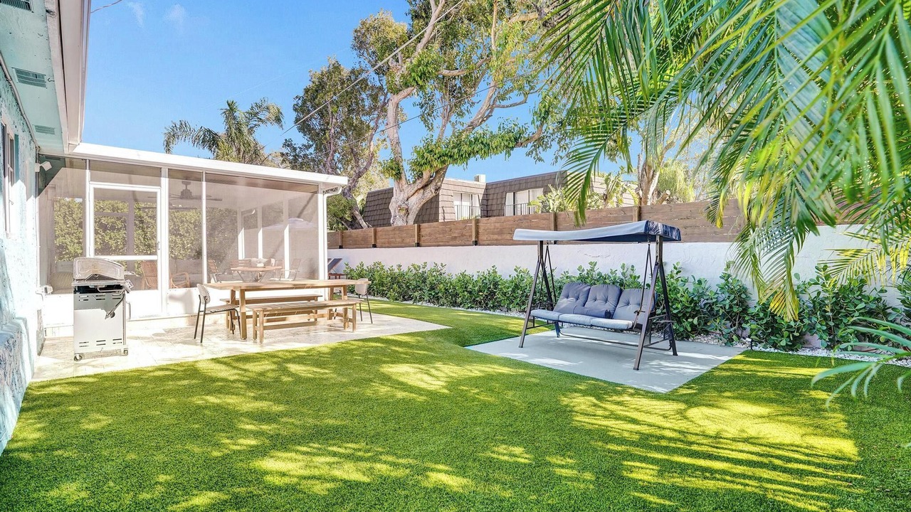 Photo of Outdoor in Tropic Palms