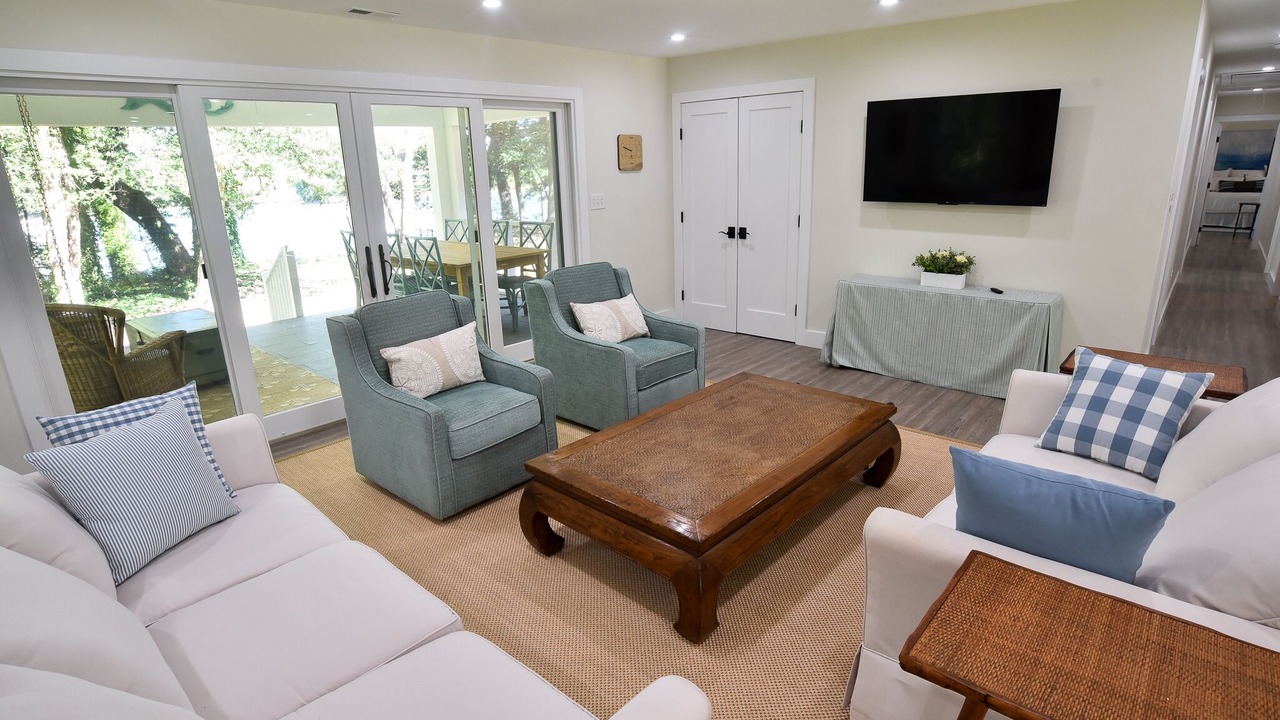 Photo of Livingroom in Weirwood