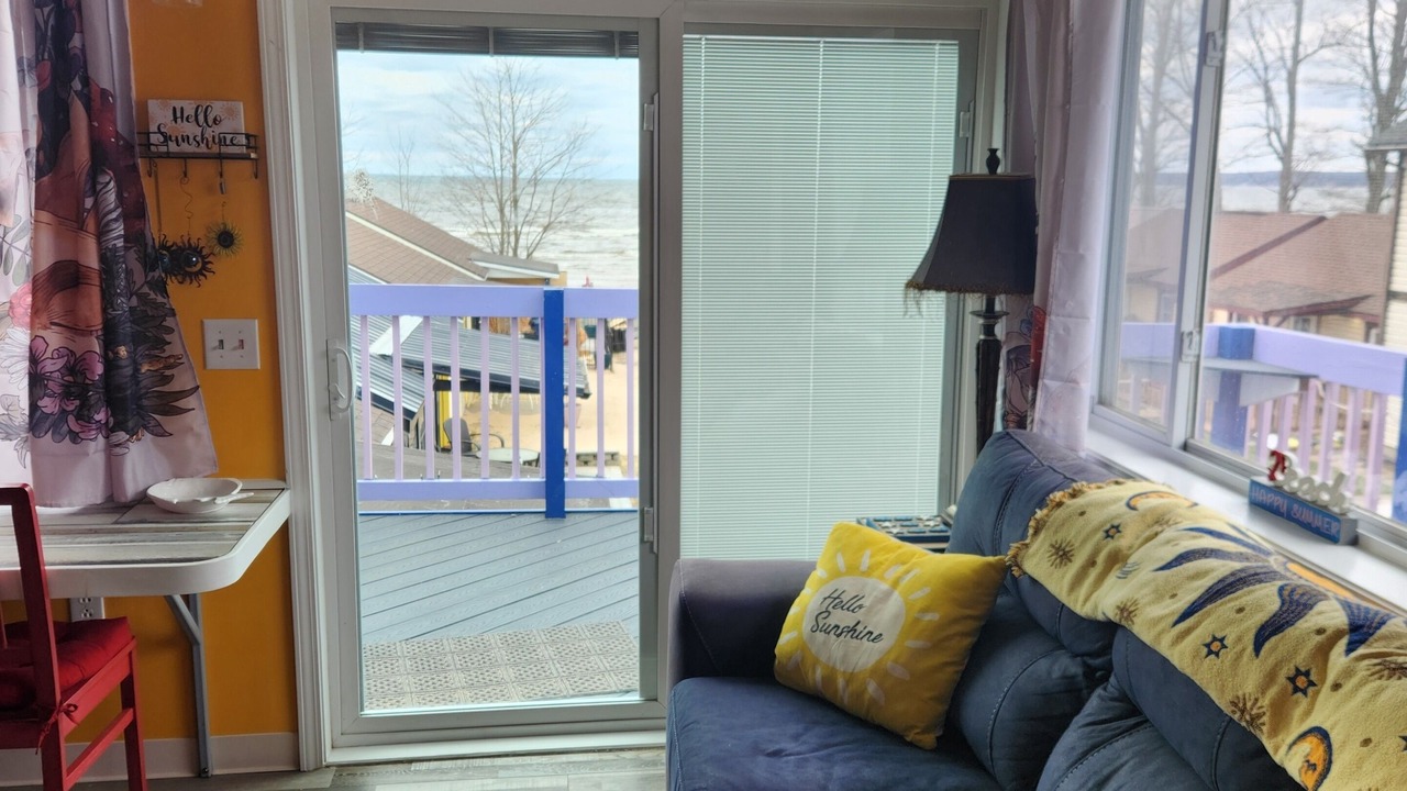 Photo of Livingroom in Sylvan Beach