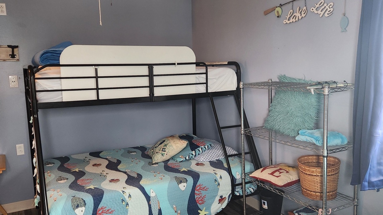 Photo of Bedroom in Sylvan Beach