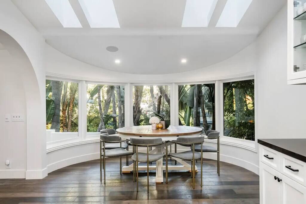 Photo of Others in Beverly Hills