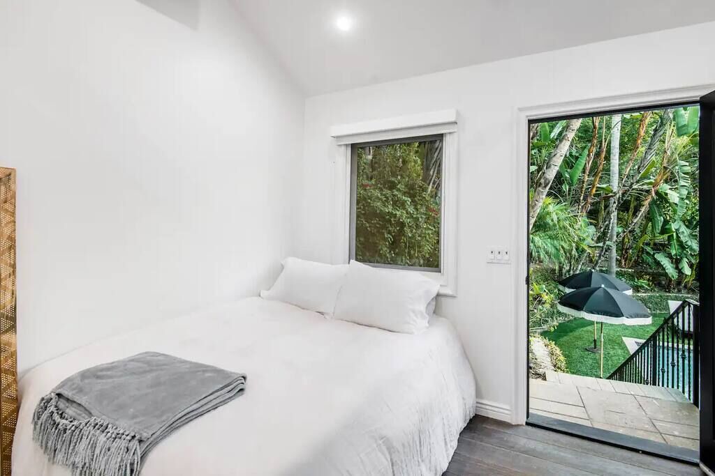 Photo of Bedroom in Beverly Hills