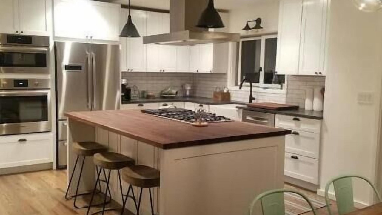 Photo of Kitchen in Town of Olive