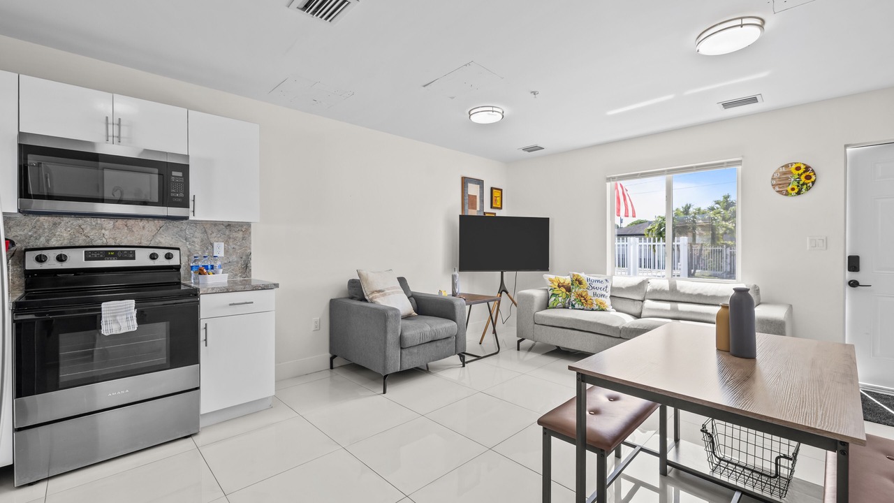 Photo of Livingroom in Gladeview