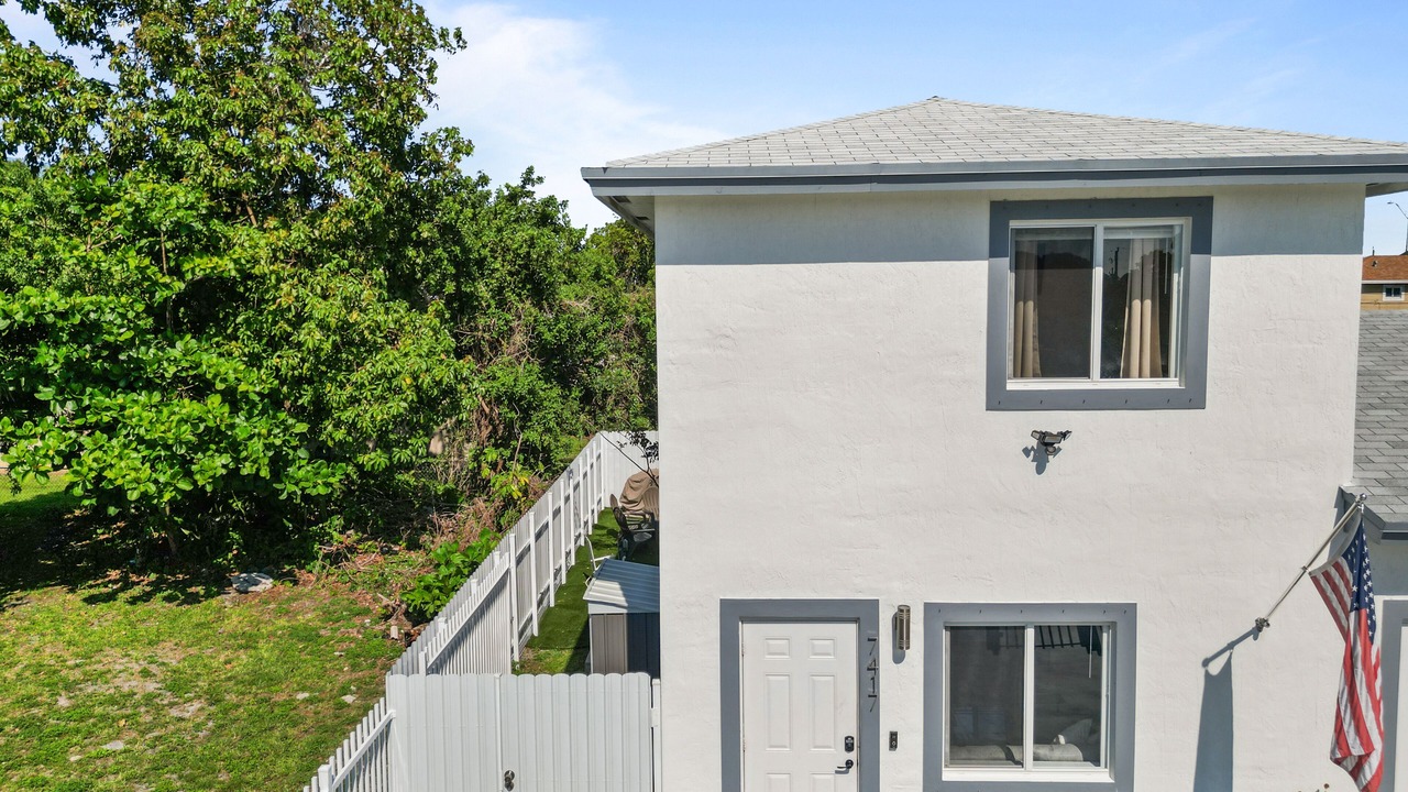 Photo of Outdoor in Gladeview