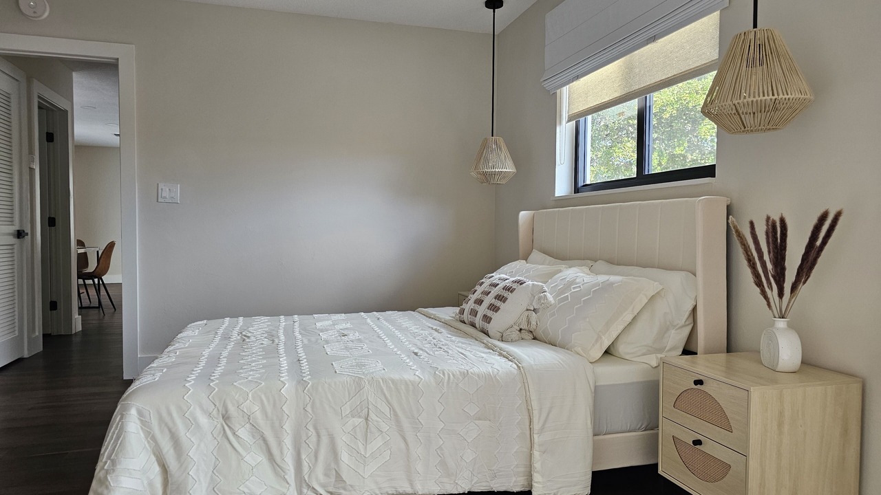 Photo of Bedroom in Coral Ridge Isles
