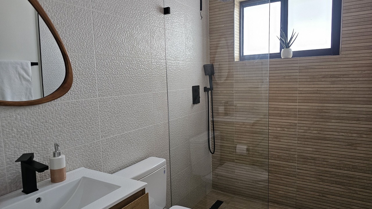 Photo of Bathroom in Coral Ridge Isles