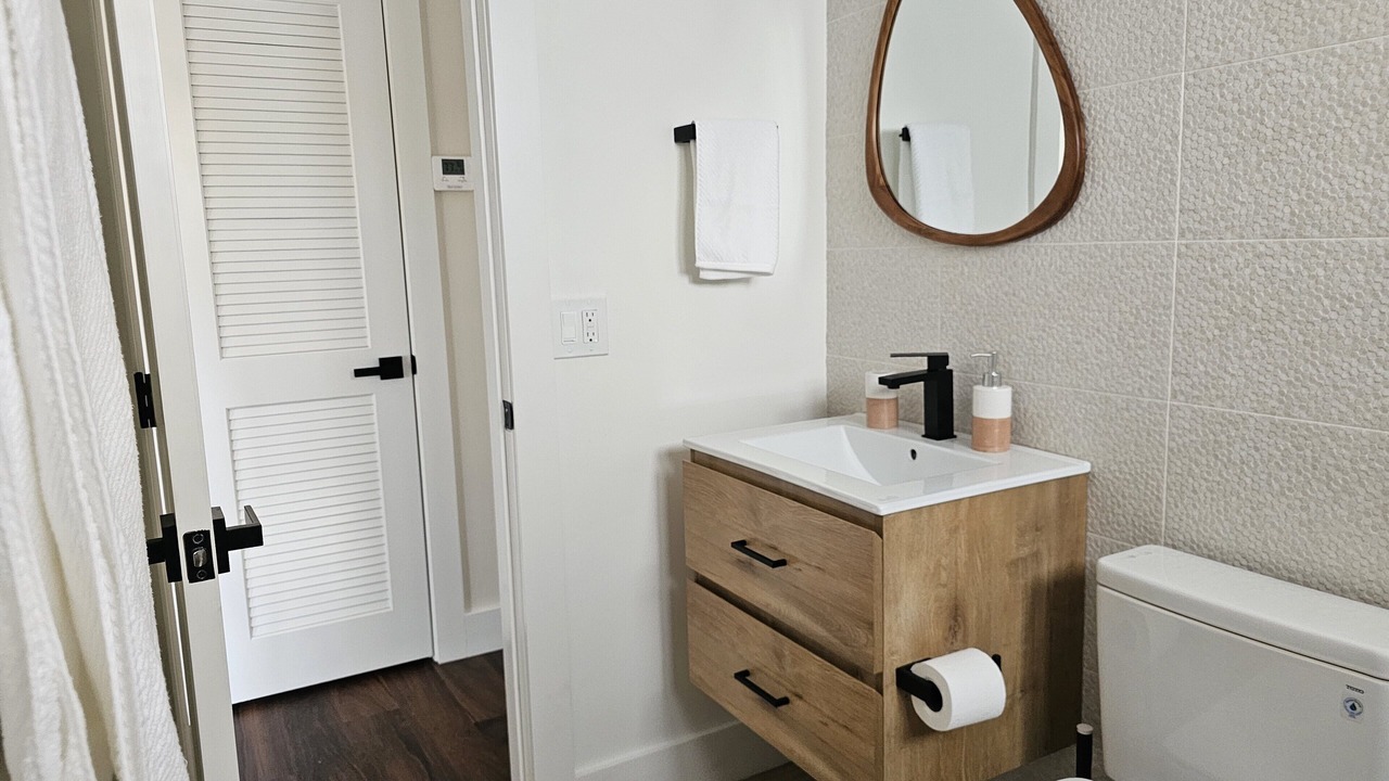 Photo of Bathroom in Coral Ridge Isles