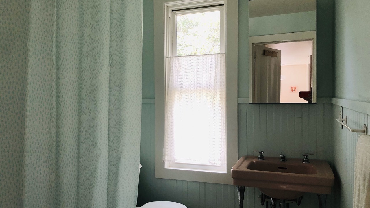 Photo of Bathroom in Housatonic