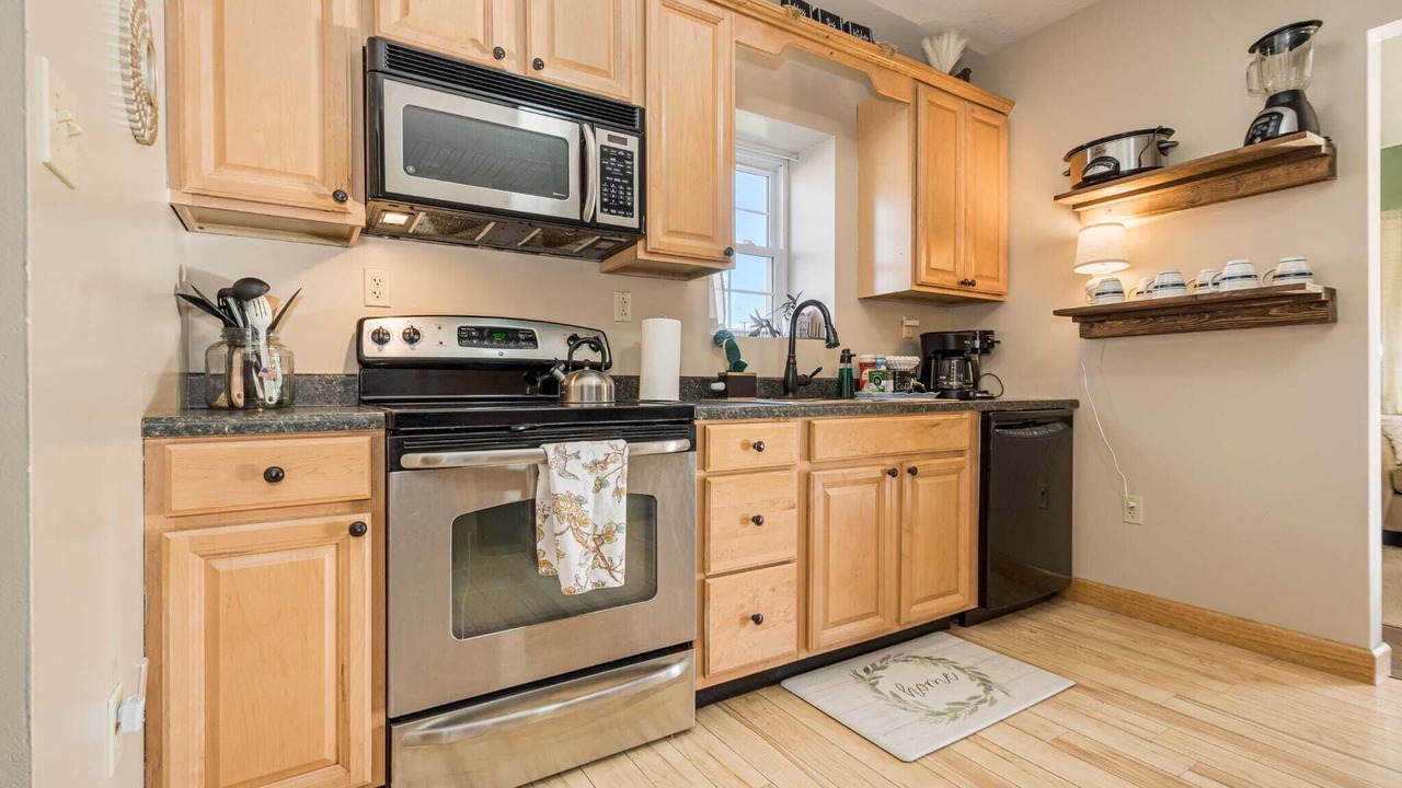 Photo of Kitchen in McHenry