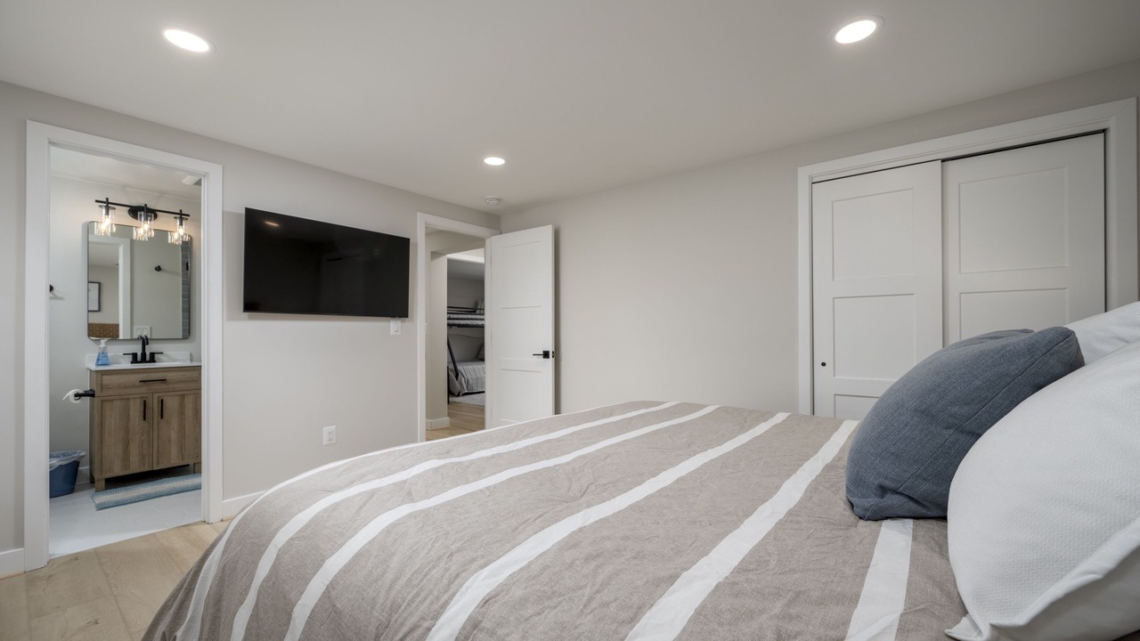 Photo of Bedroom in Sandpiper Pines