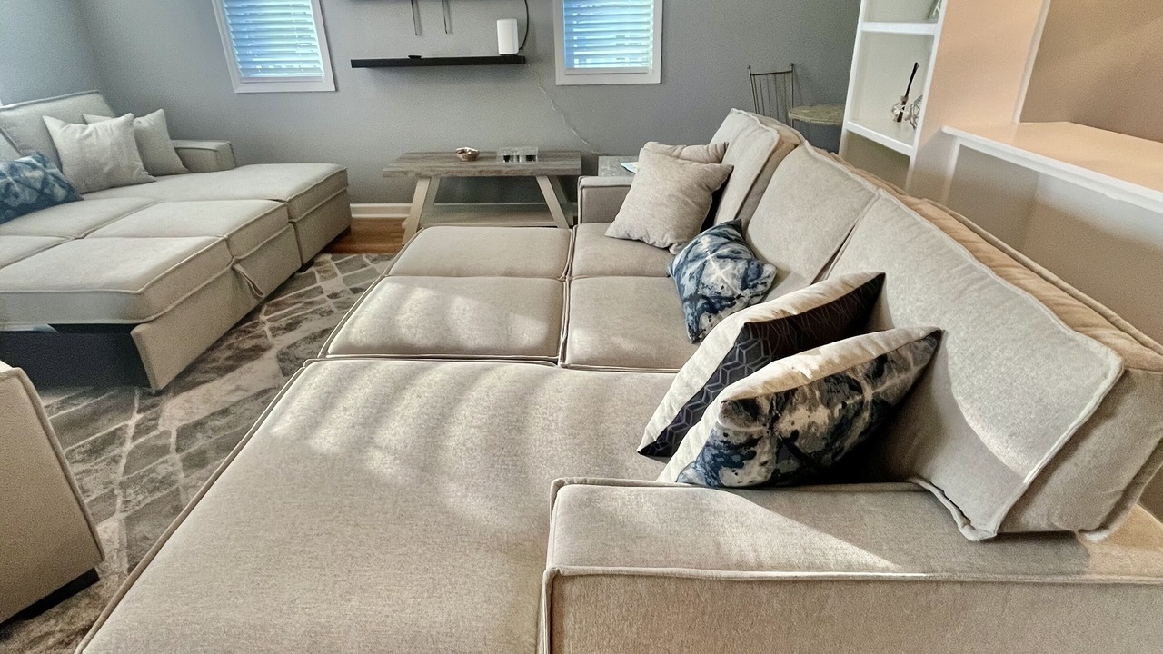 Photo of Livingroom in Assateague Pointe
