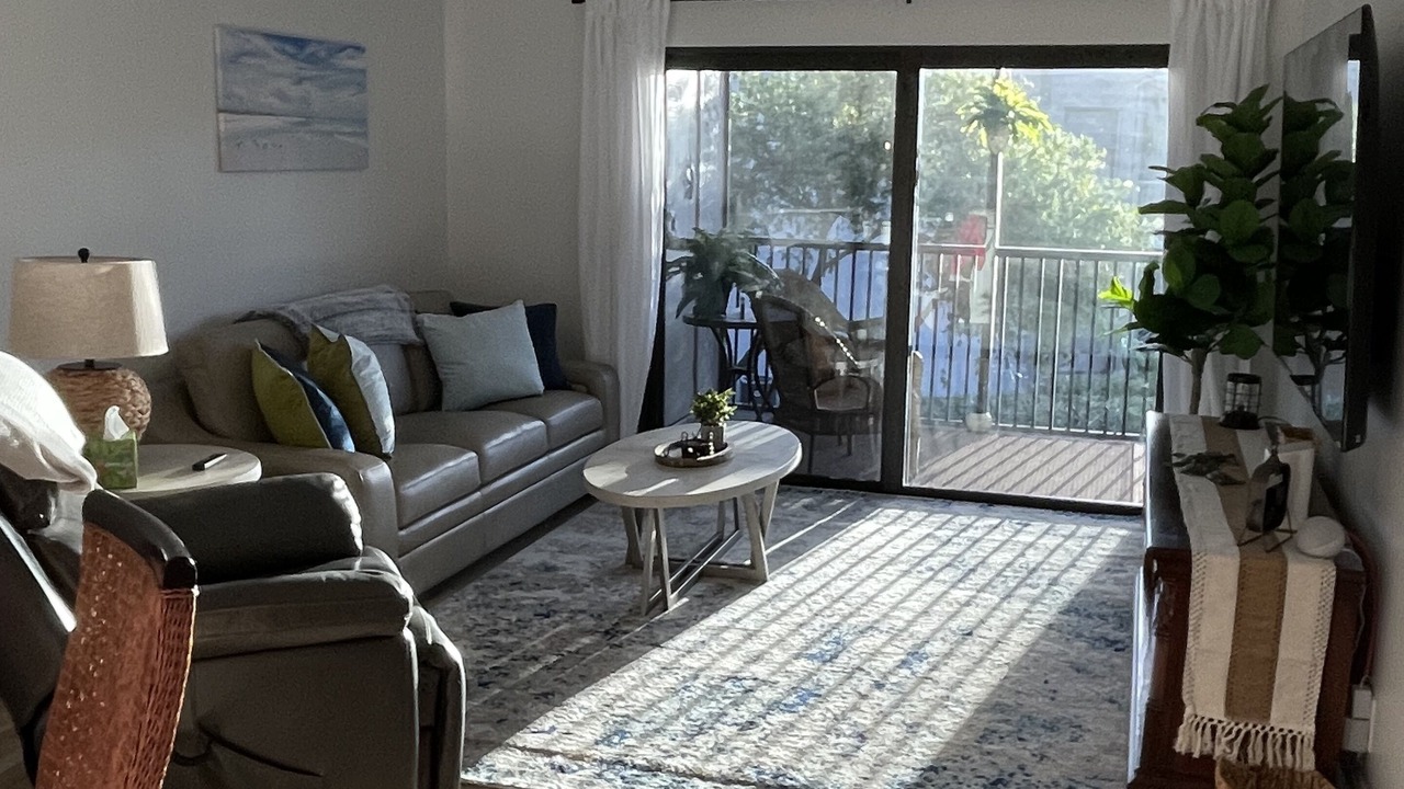 Photo of Livingroom in Deerfield Beach