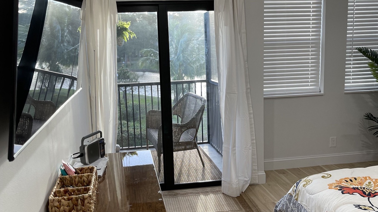Photo of Bedroom in Deerfield Beach