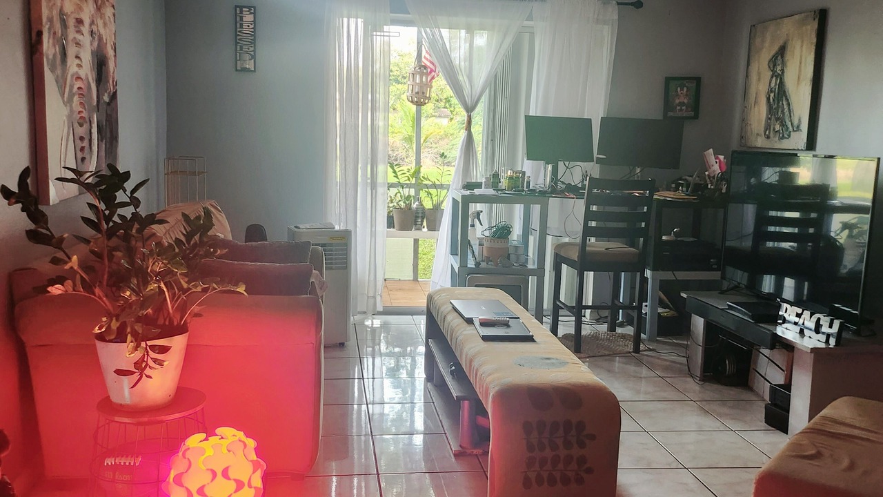 Photo of Livingroom in Plantation