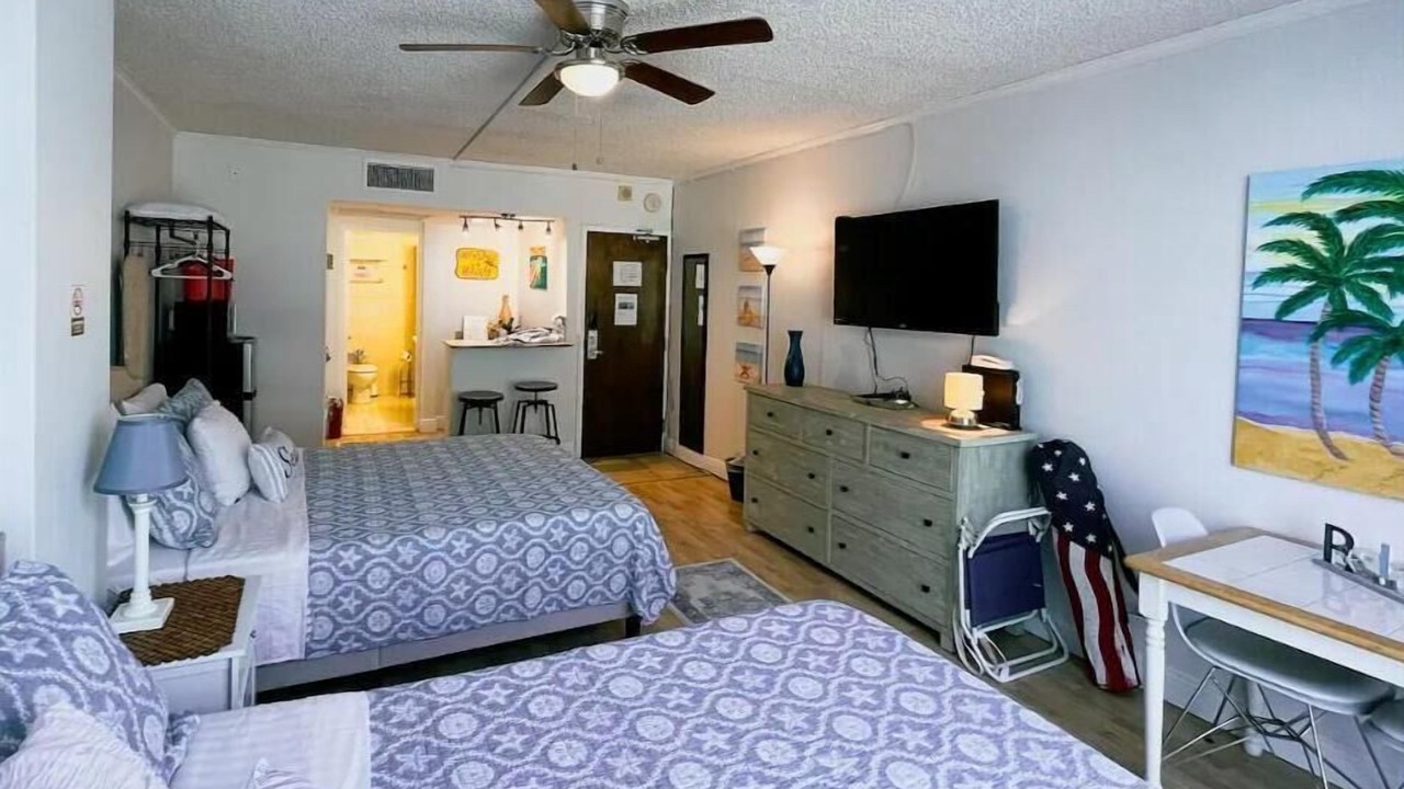 Photo of Bedroom in Barrier Island