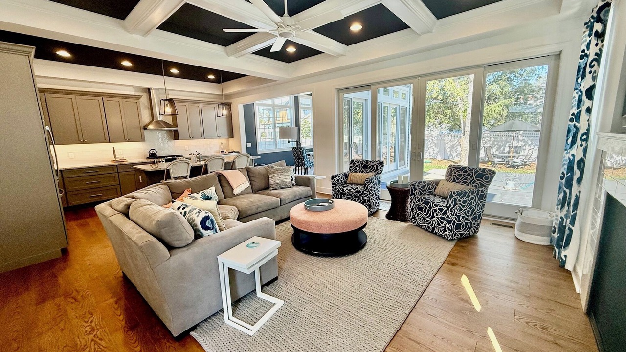 Photo of Livingroom in Country Club Estates